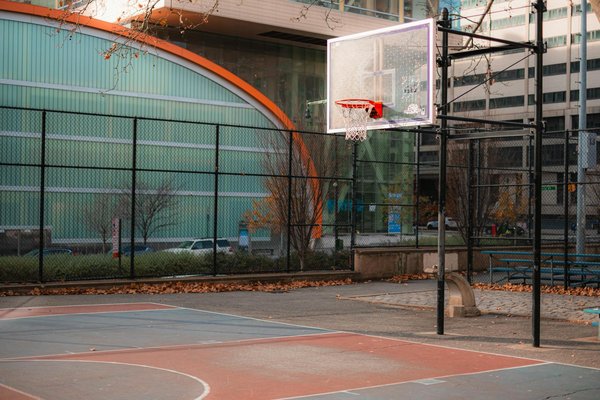 What trends are emerging in the fitness industry across the UK?